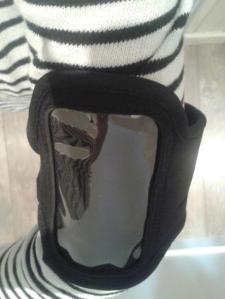 Handy arm piece. Primark, € 3,-.